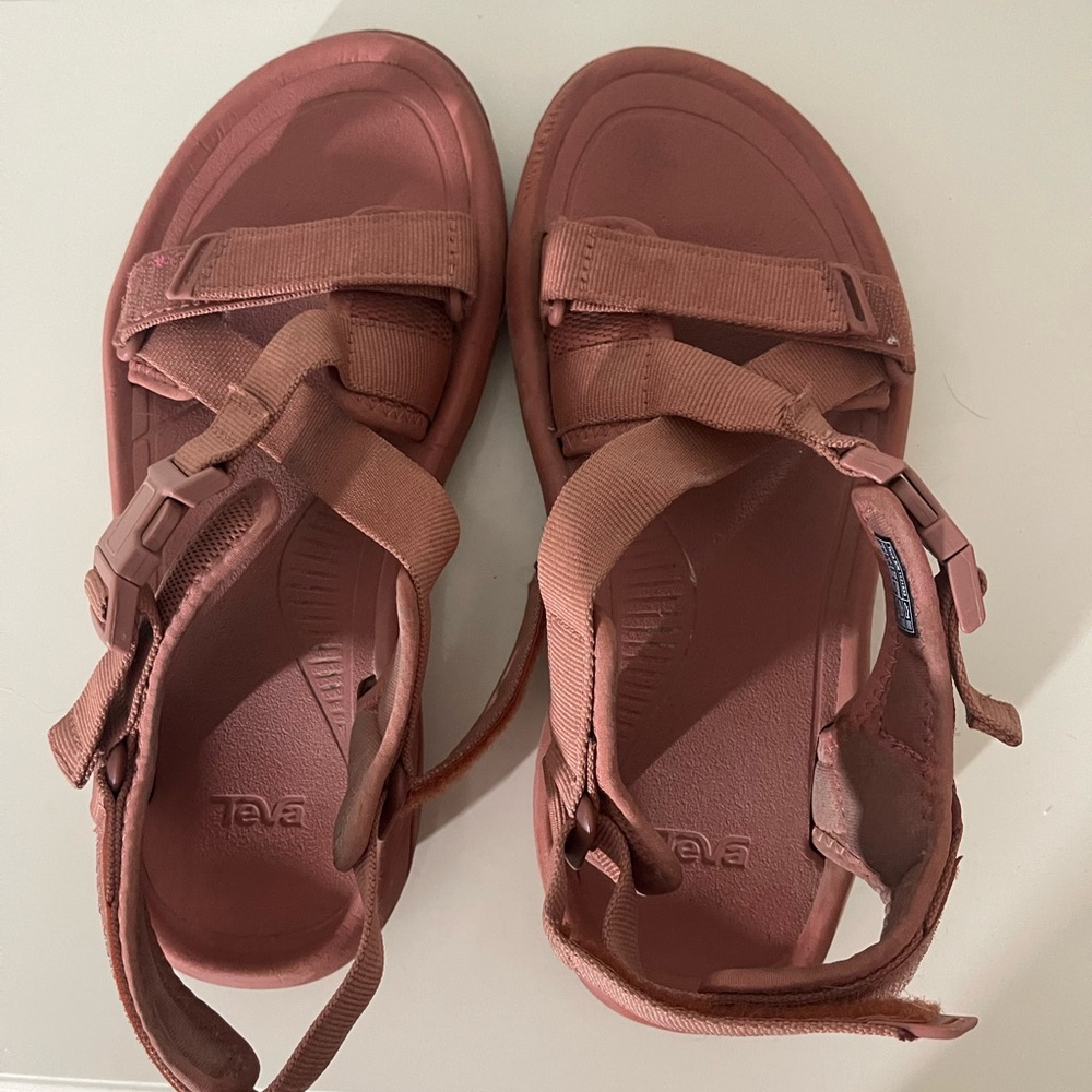 Teva sandals - clay pink + cushiony